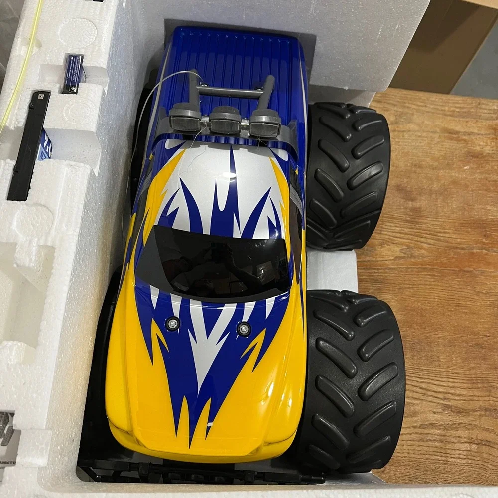 Eztec 27 MHz Radio Control Monster Truck Yellow Blue 9.6V Rechargeable RC Toy